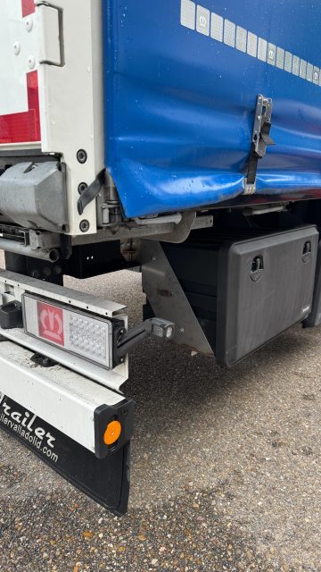 Soportes en acero inoxidable para baúl de carga en tráiler! A recorrer mundo 🌍 #specialwork #stainless_steel #daken #bucoinoxweldings #bucoinox 👨🏼‍🏭🔥