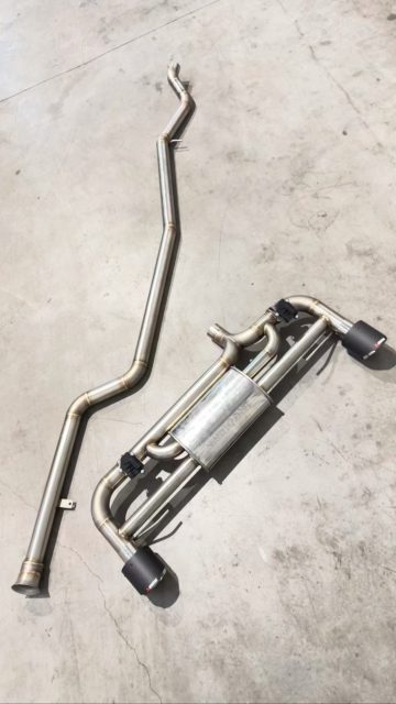 Y aquí tenemos otra excelencia del sistema de válvulas de sonido, obteniendo el control del sonido de tu sistema de escape! #bucoinoxweldings #bucoinox @bucoinox 👨🏼‍🏭🔥